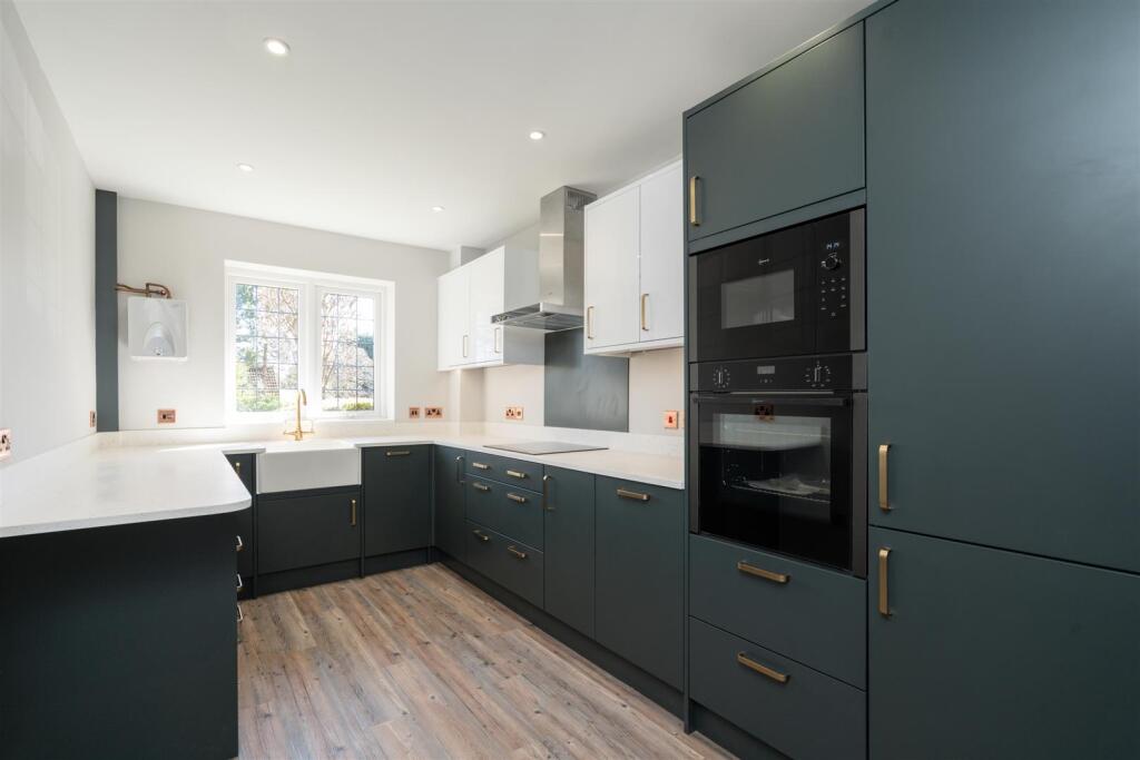 12 Cavendish Court_3.jpg