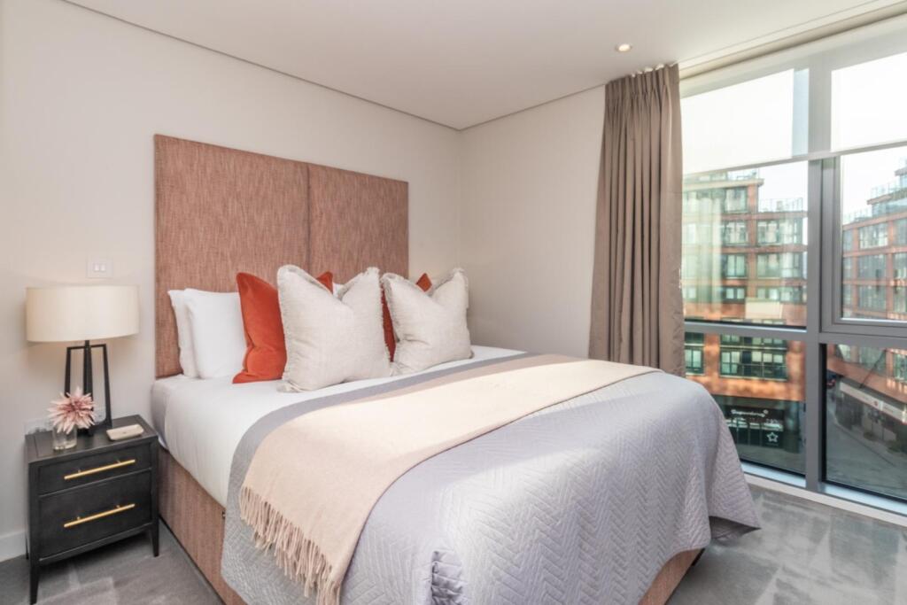 Master Bedroom.jpg