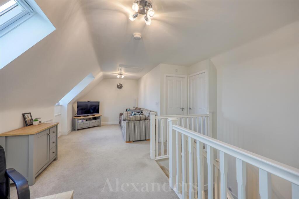 10 Meadow Hill Lane-25.jpg
