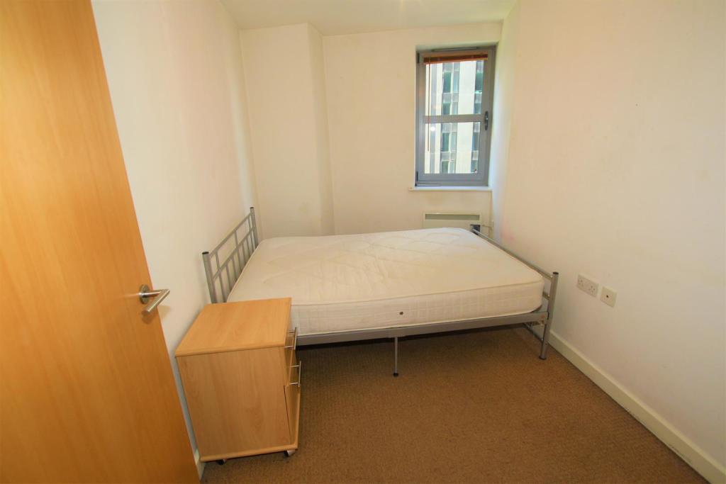 Bedroom 2.jpg