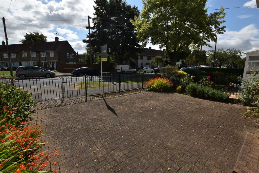Front Parking Area.JPG