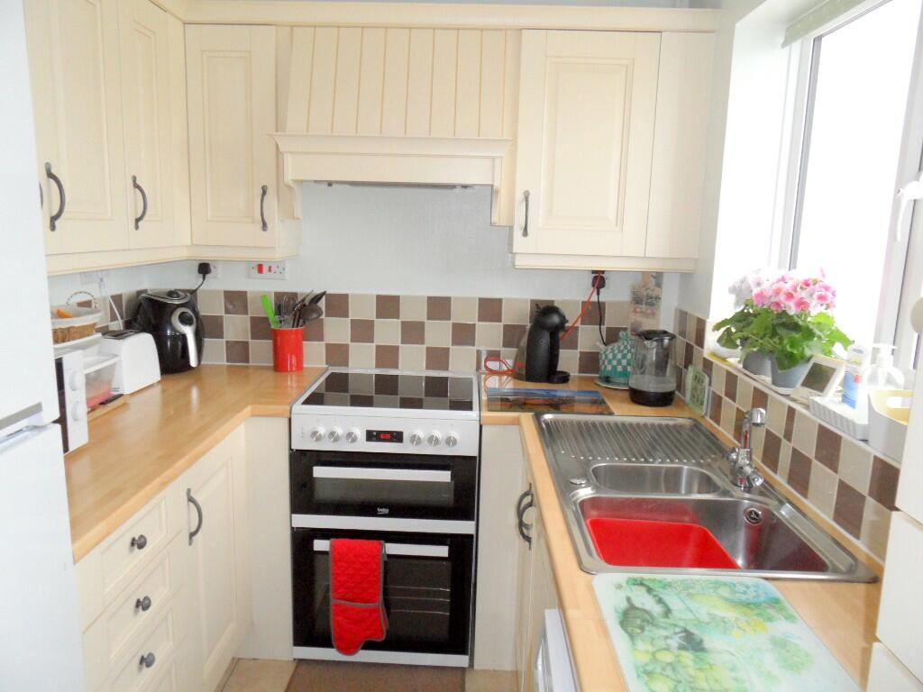 KITCHEN/BREAKFAST RM
