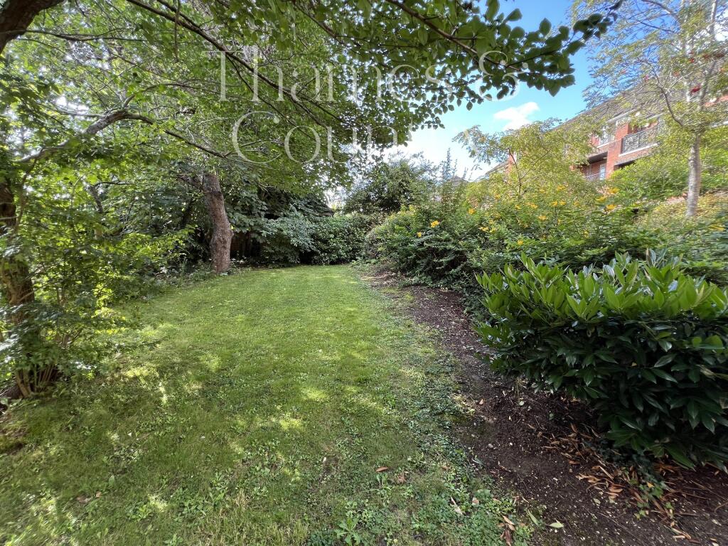 Green area in front of balcony