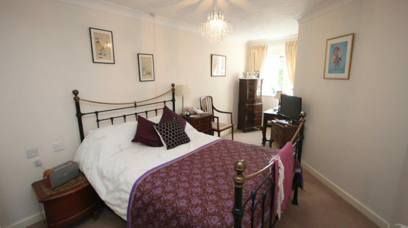 Showing how it looks furnished