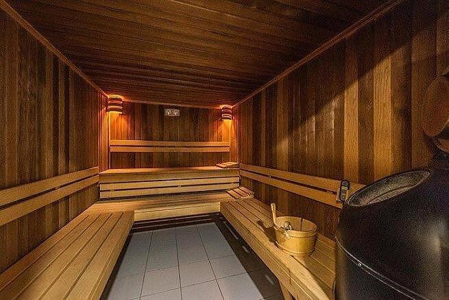 Sauna /Steamroom