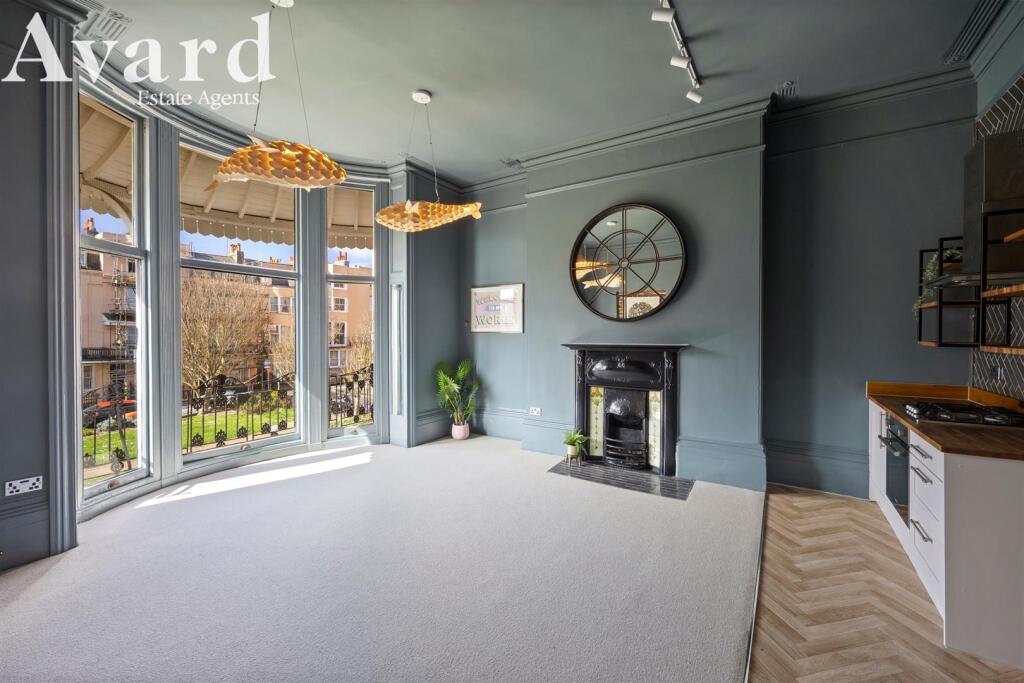 Bedford Square, 31, Flat 8-013.JPG