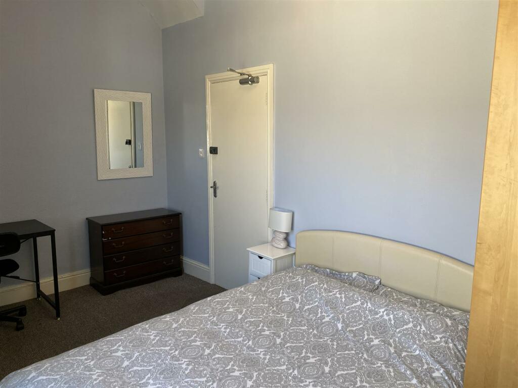 Room 3 USF (3).JPG