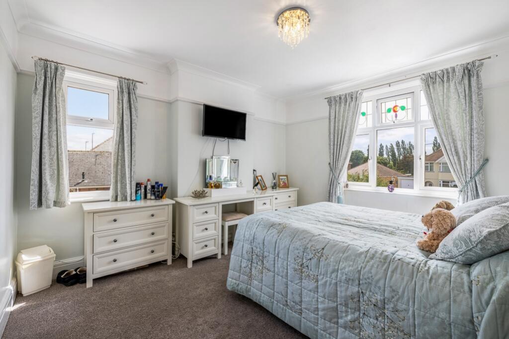 61 Rosebery Avenue (Boston)-29