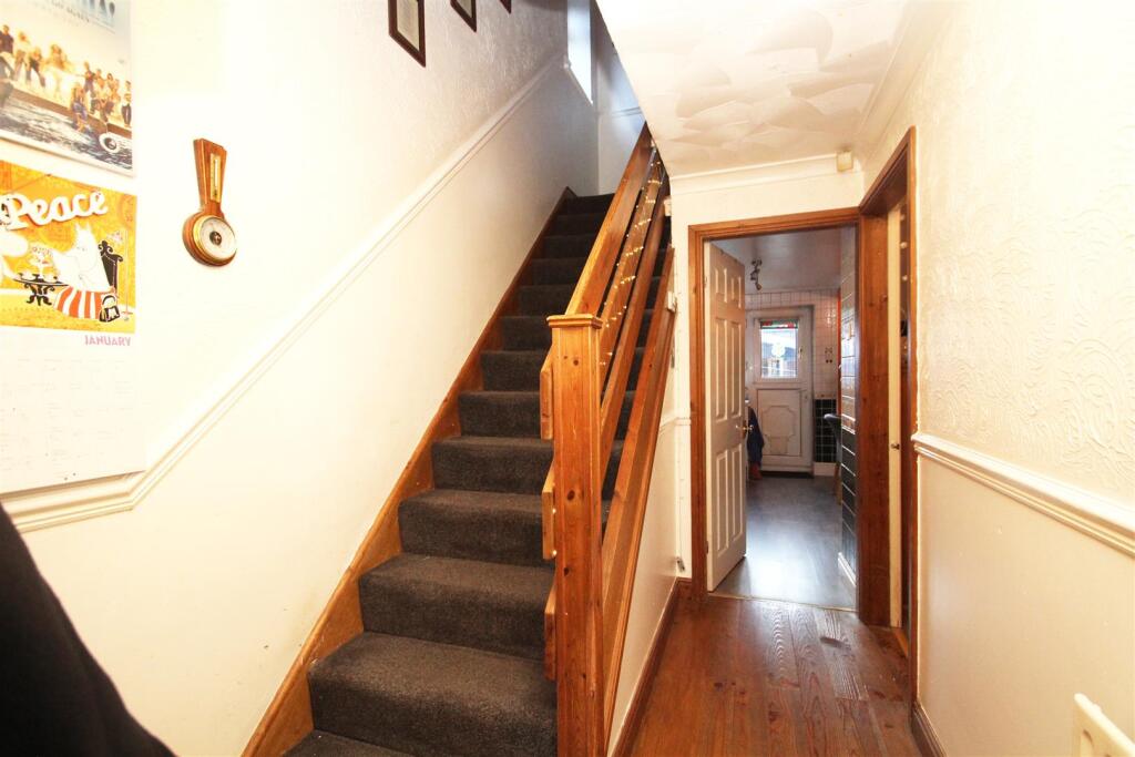 Entrance Hall.JPG
