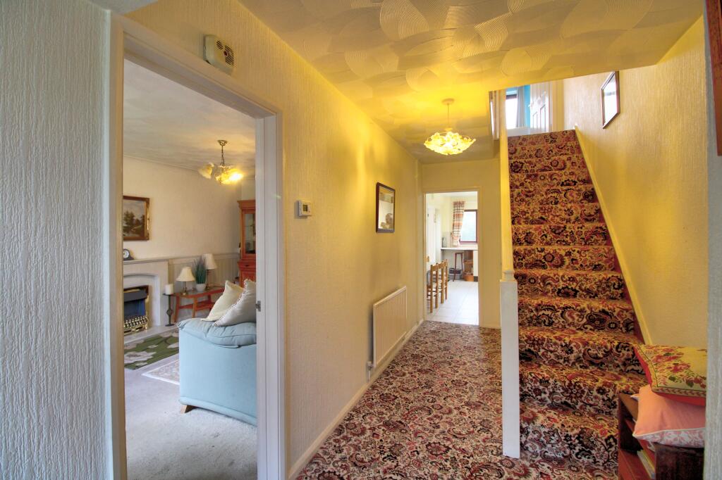 IMG_9612_3_4_Interior 4