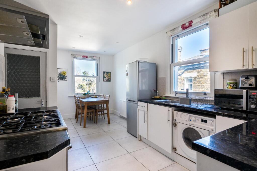 Picture 3
