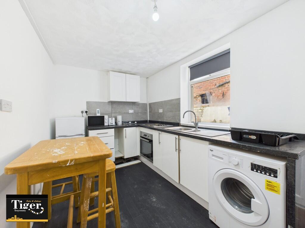 CAM03440G0-PR0299...