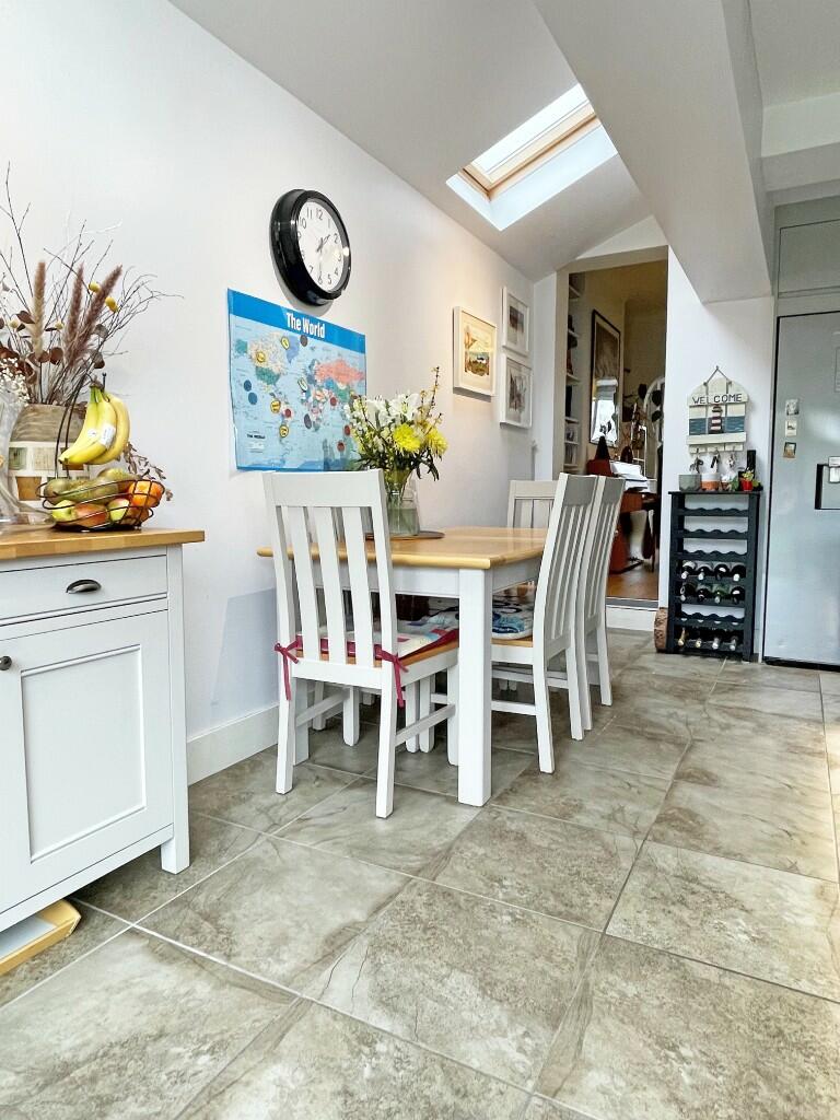 Kit/Dining/Living