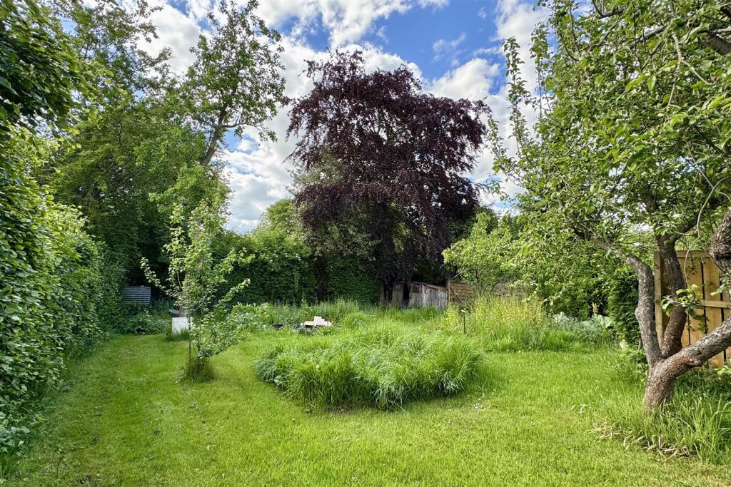 Extended 'Secret' Garden