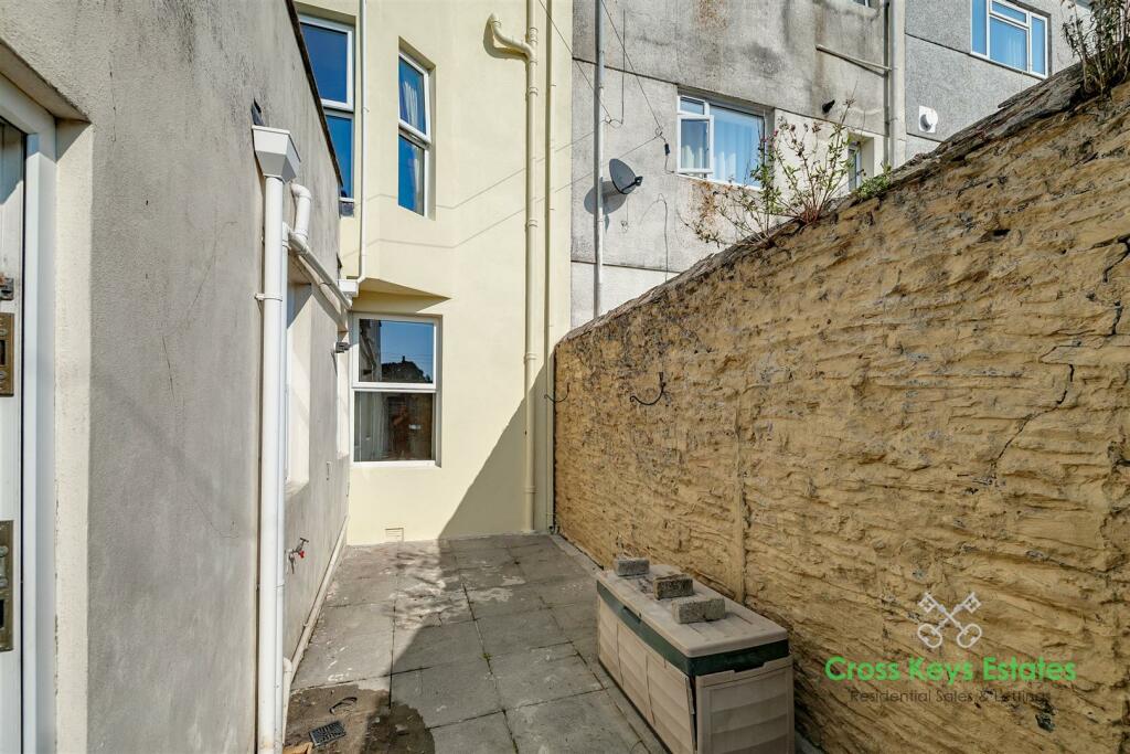 Rear Courtyard &amp; Garden