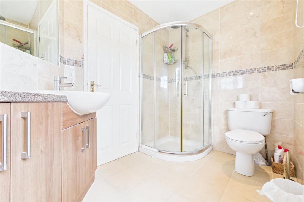 Ensuite