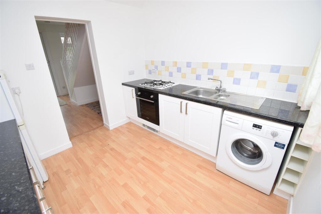 KITCHEN FOUR .JPG