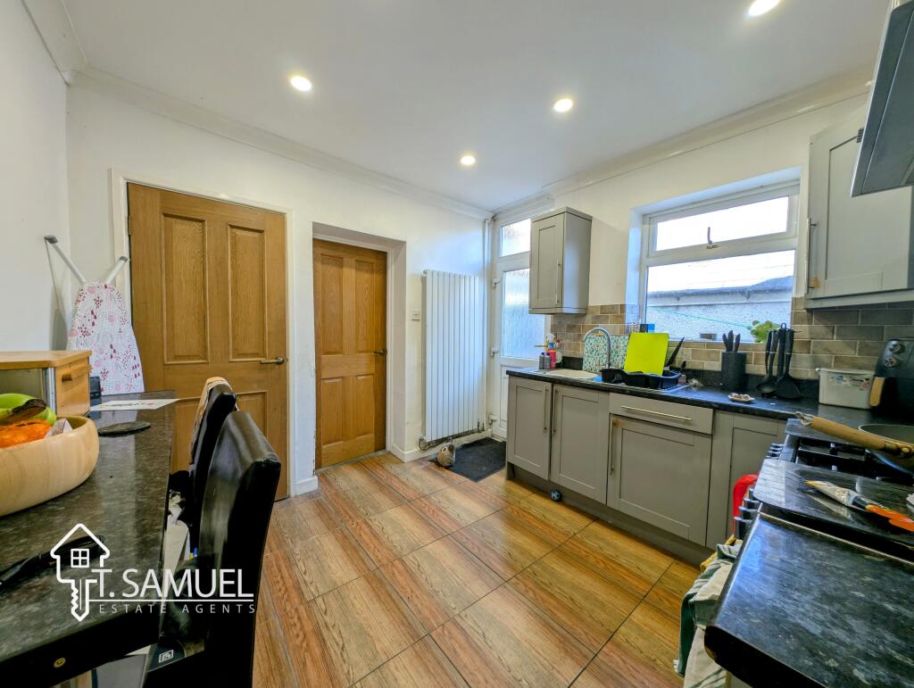 PXL_20250206_121555940~2