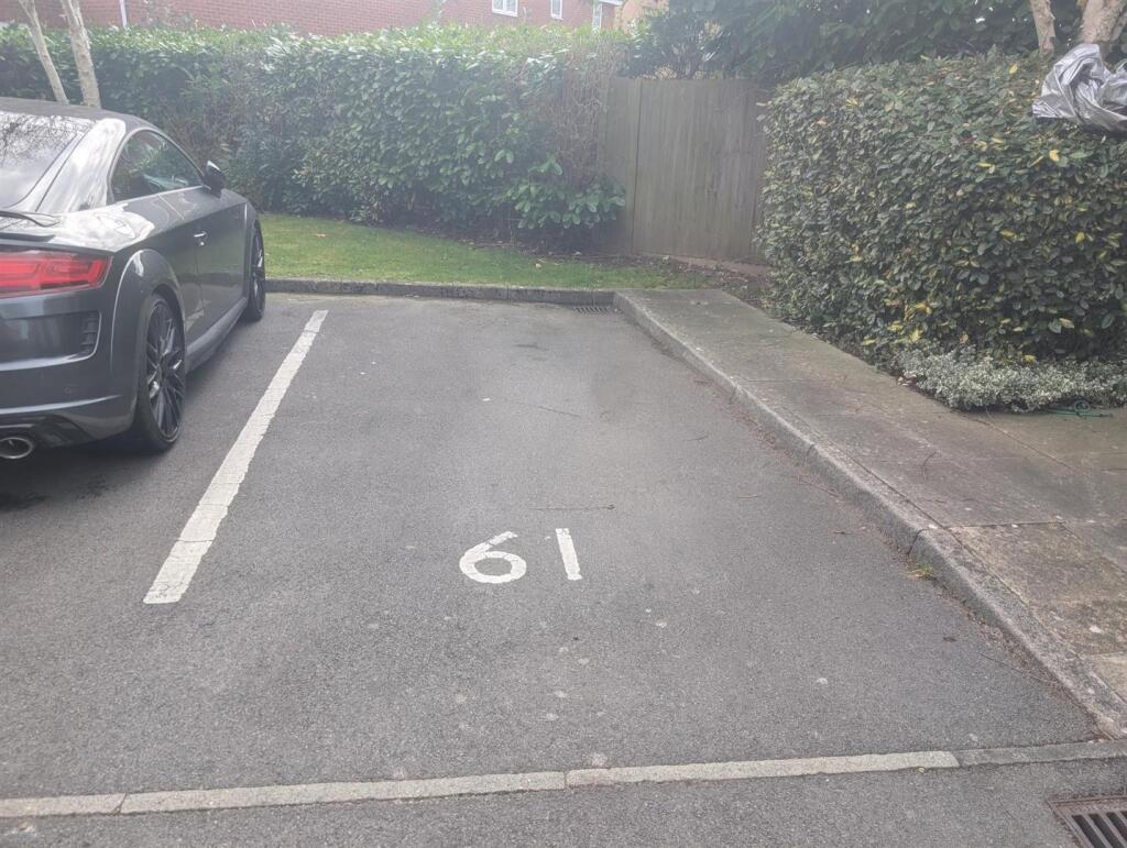 PARKING BAY