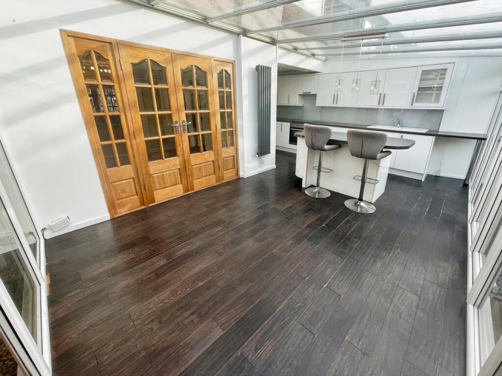 Open Plan Kitchen/Dining Room