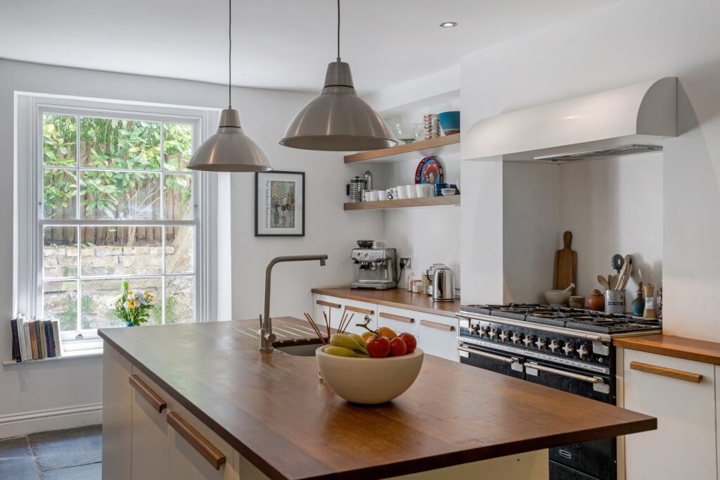 Kitchen Feature
