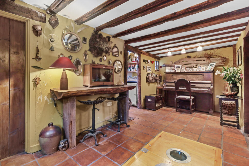 Hall IMG_1905