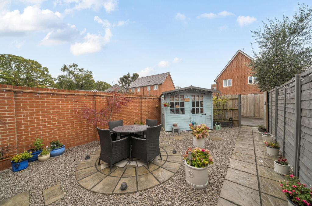 1368966-7-68ef5fd...