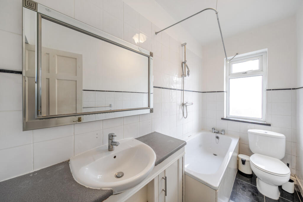 1383832-6-691dd2a...