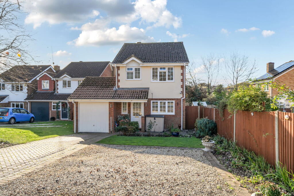 Stockbridge Close, Chineham Basingstoke Rg24 8WS