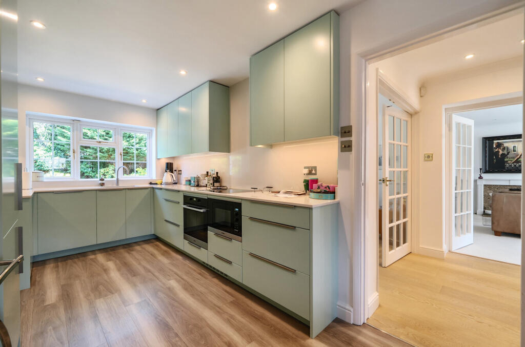 1319545-12-68681e...