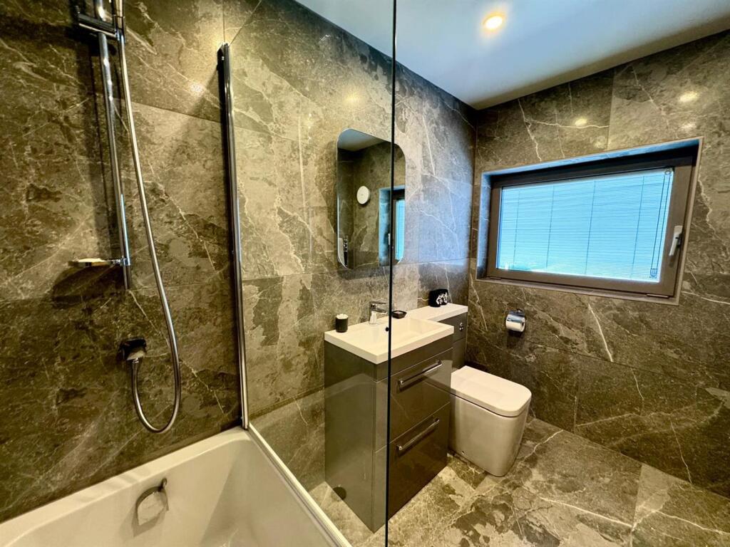 PHOTO-2025-04-22-22-47-43 (3).jpg