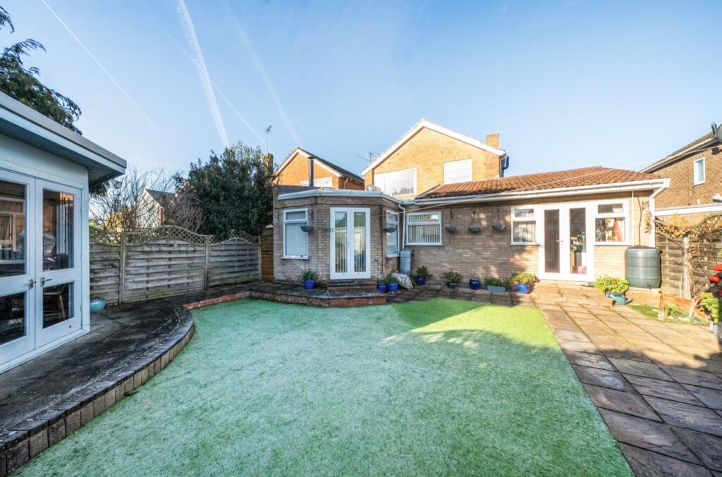 1381281-2-69204a8bd30cc