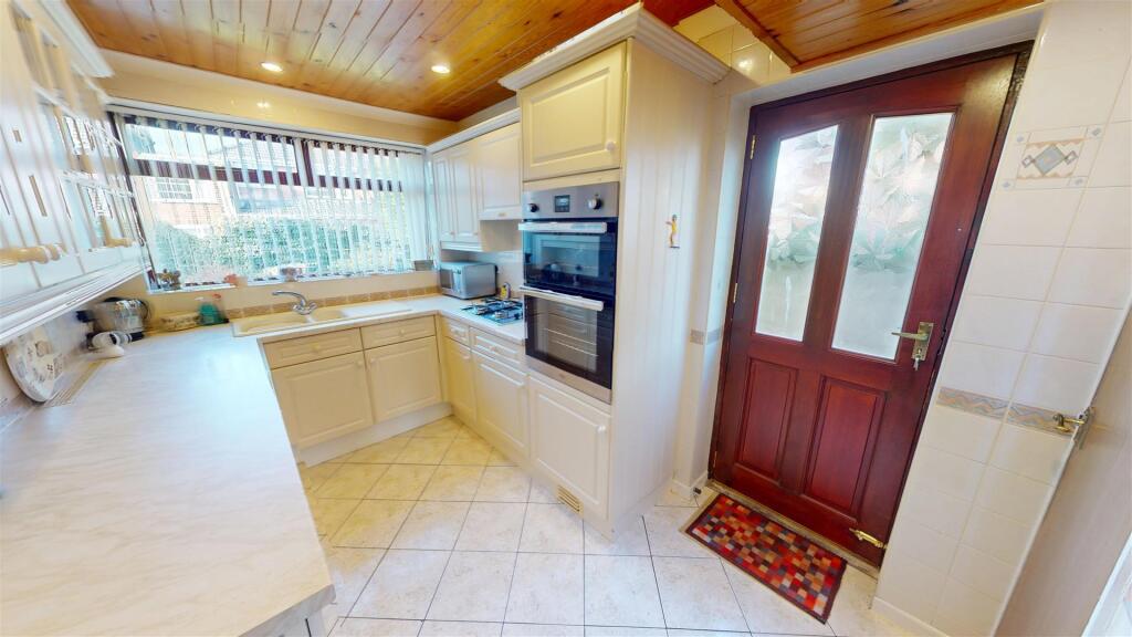 Sandfield Road Kitchen