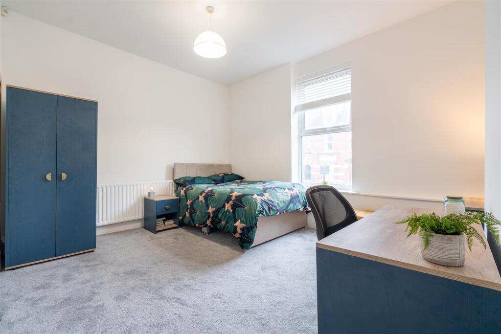 Bedroom 2.jpg