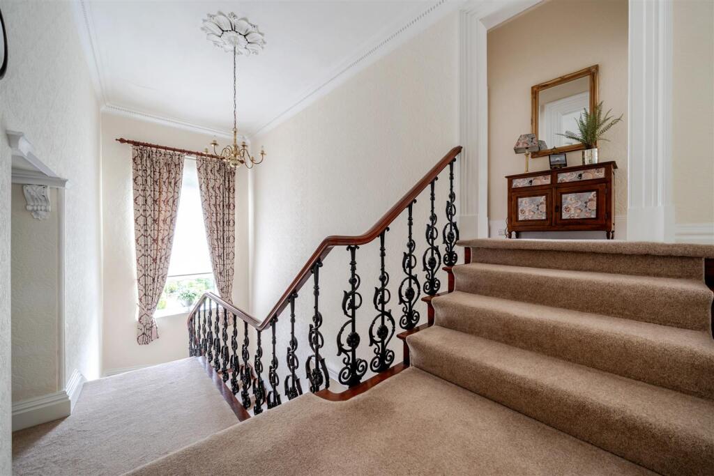 STAIRCASE AND LANDING