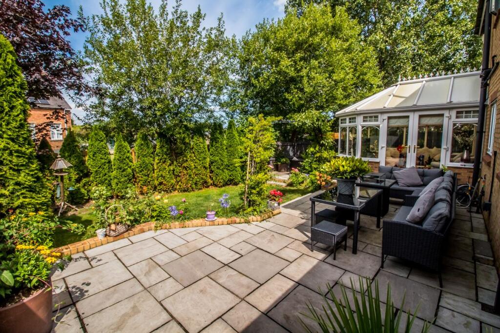 Rear Garden Pic 2. 