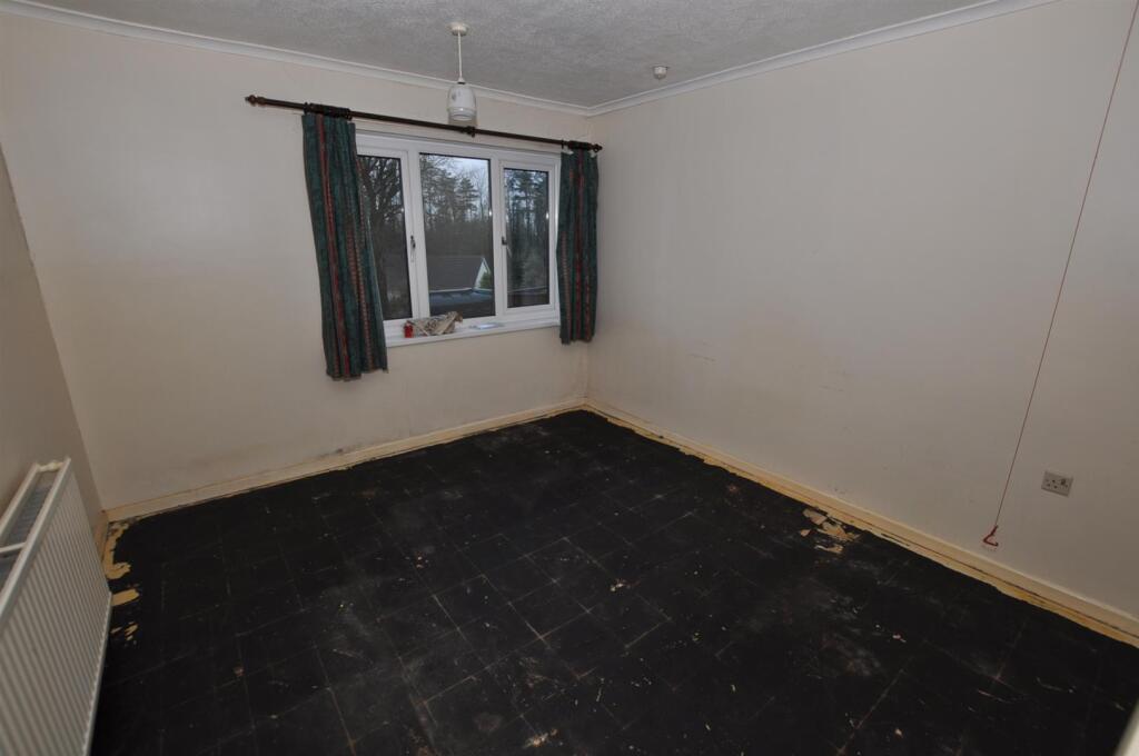 Rear Bedroom 2