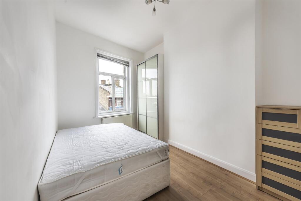 Bedroom.jpg