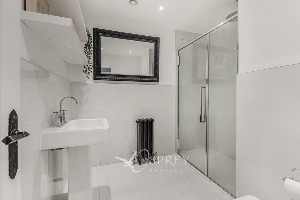 En-Suite Shower R...