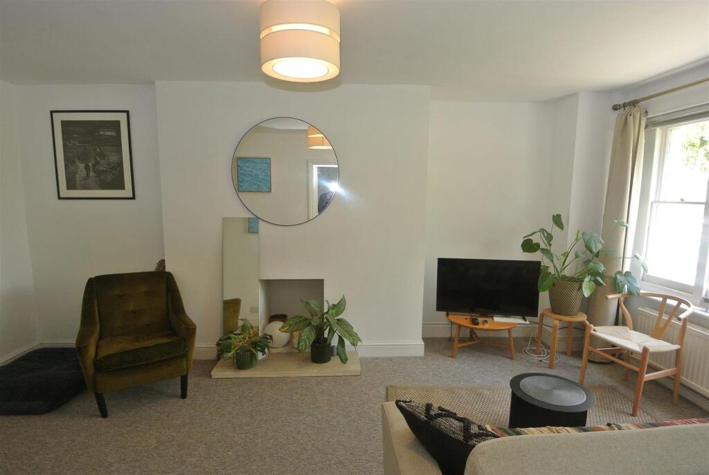 Living Room 2.JPG