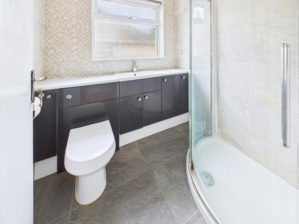 Shower Room/Wc