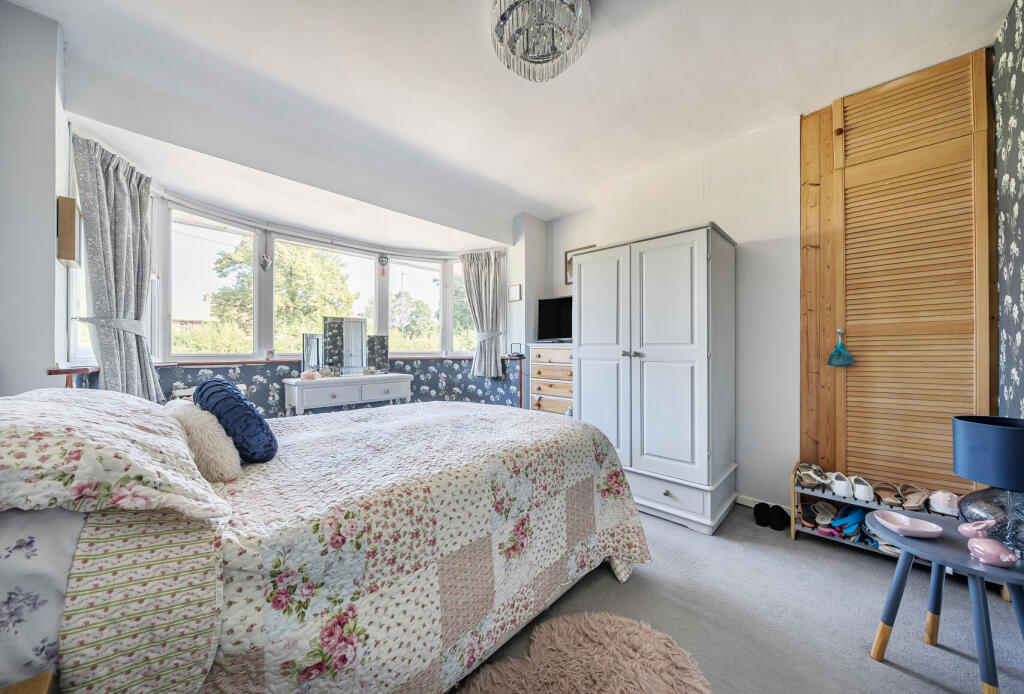 1336011-3-689a343...