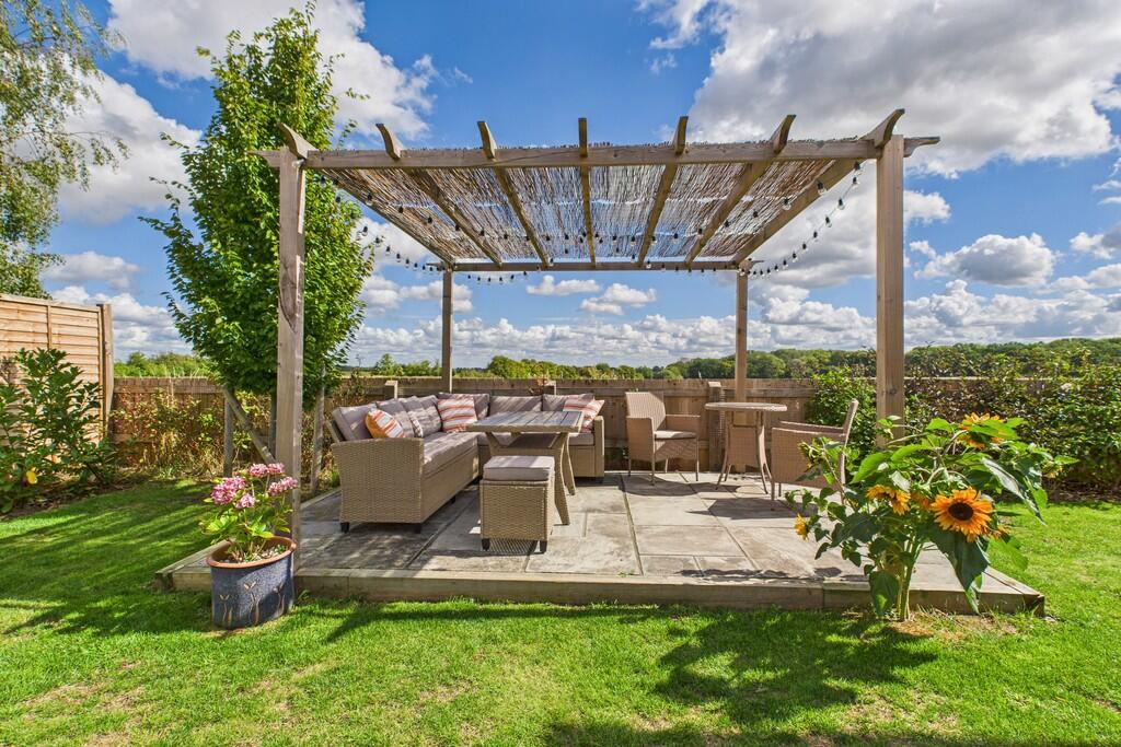 CAM01689G0-PR0489...