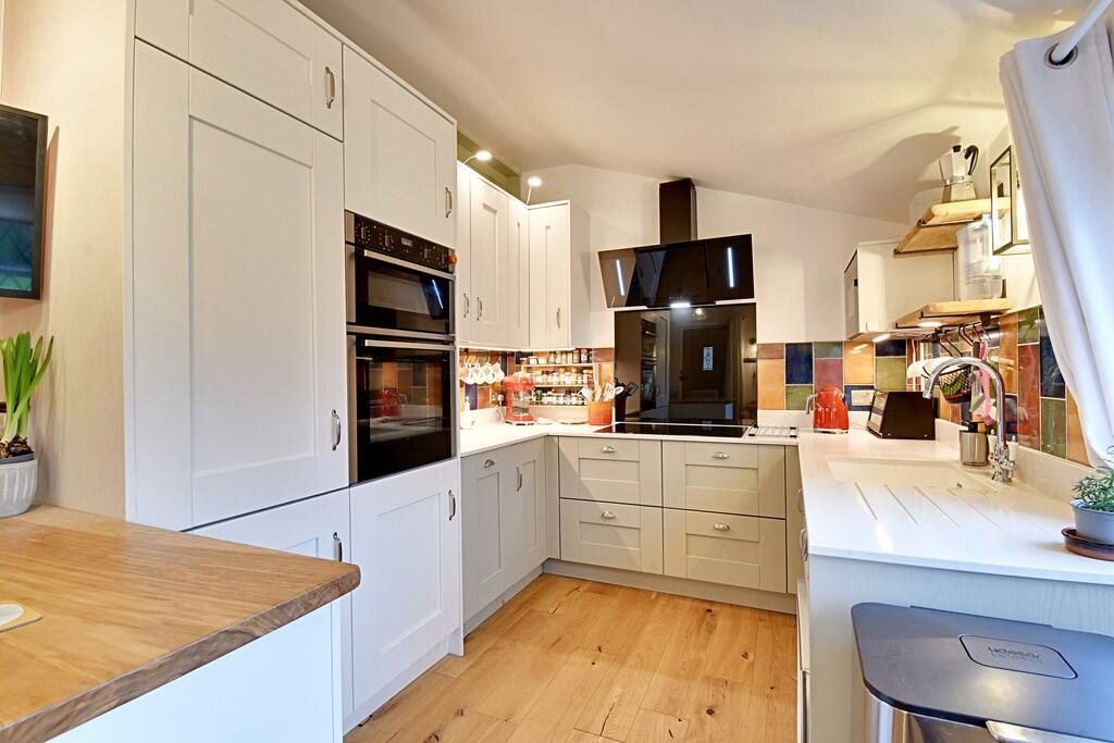 Kitchen 1
