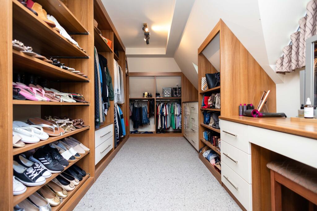 Dressing area