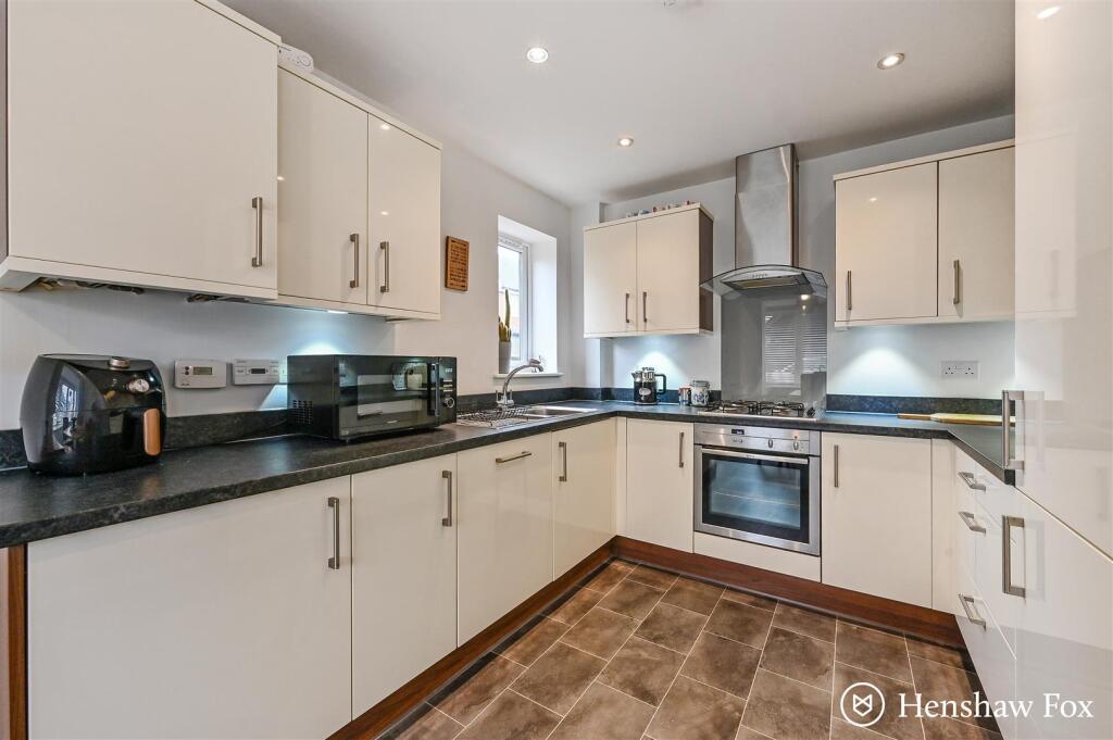 Ph7_5770295 - Copy.jpg