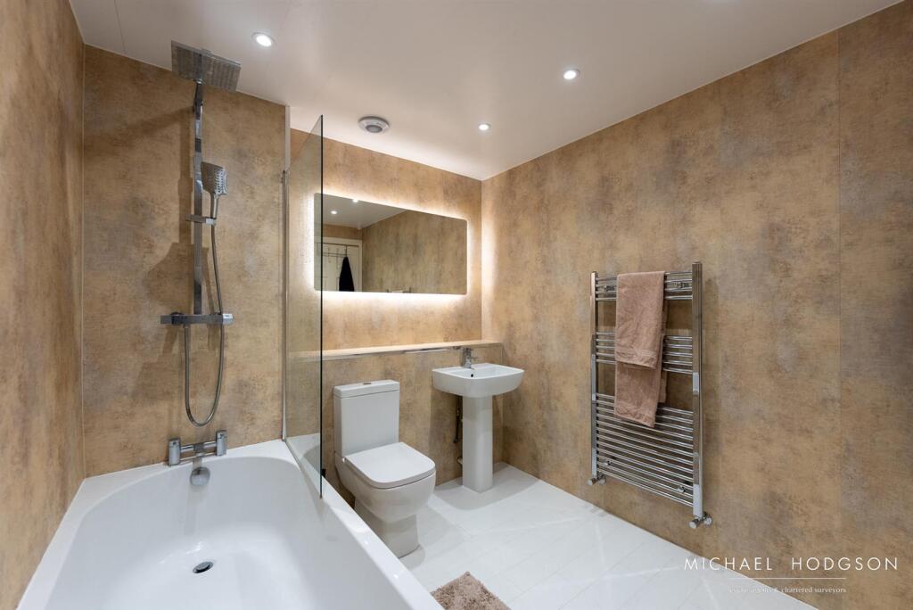 6, Normanby Court-43.jpg