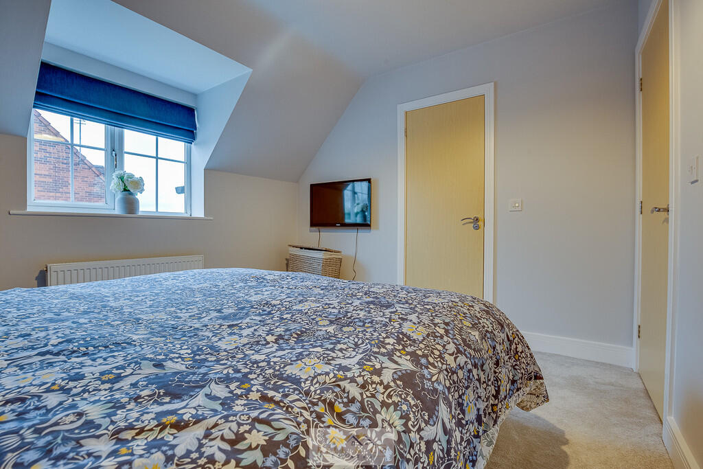 Bedroom 1.4