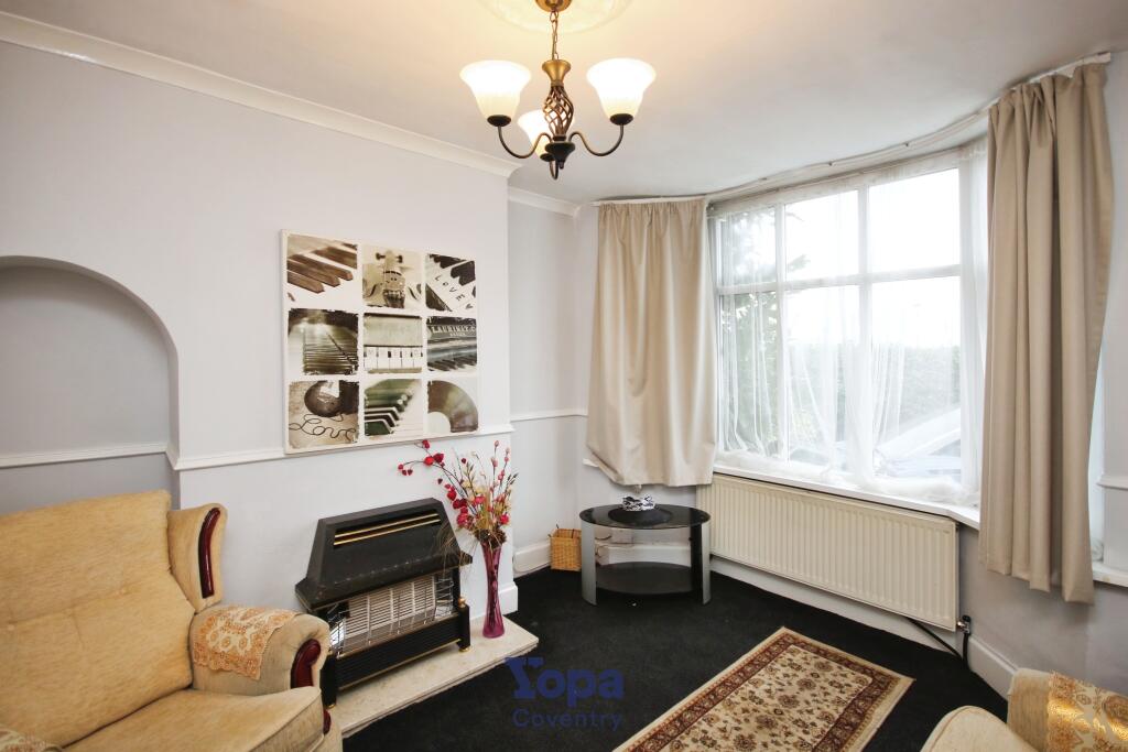9052a811-Living 20Room.JPG