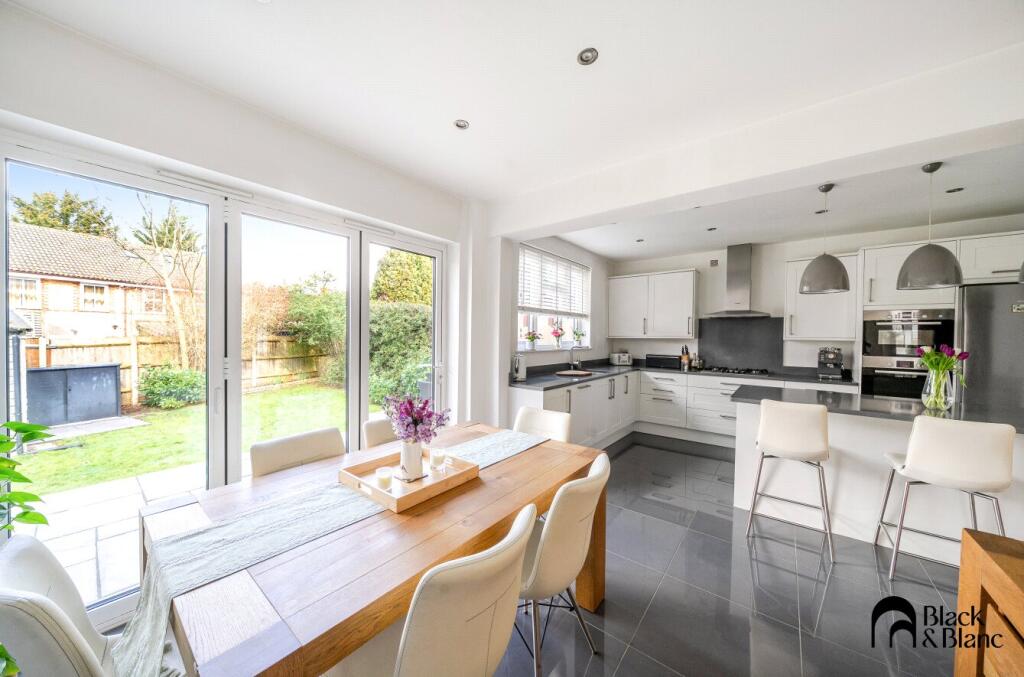 Kitchen/ Diner